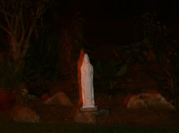 Statue Ghost