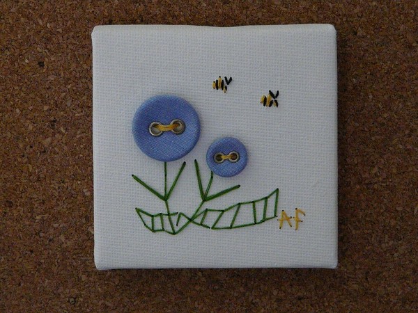 Button bees stitched