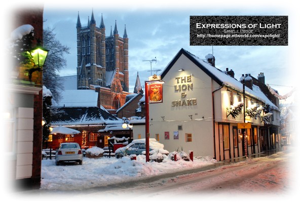 ExpoLight-Card-Lincoln-Cathedral-&-The-Lion-&-Snake-Inn-Streetlit-Winter-2010-0003C (SP-Photo)