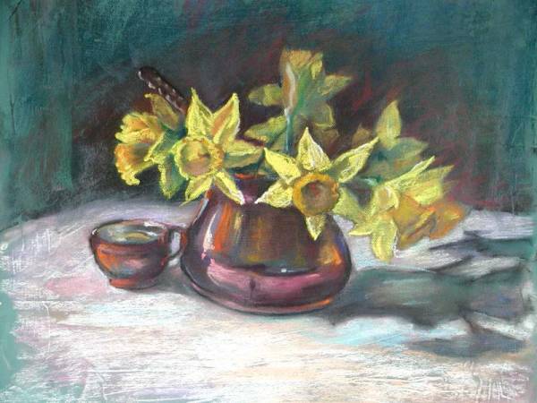 Daffodils in a coffee pot