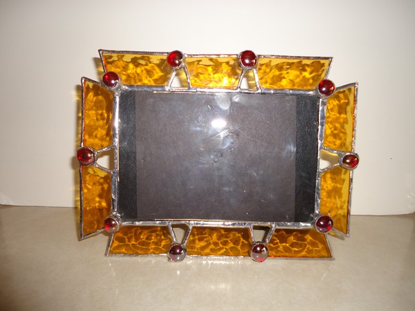 Gold/red picture frame  5x7