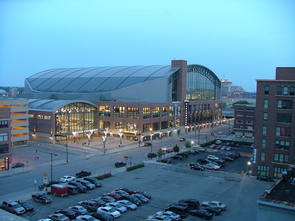 CONSECO FIELDHOUSE