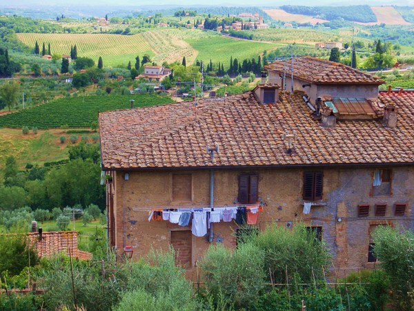 Tuscan Laundry