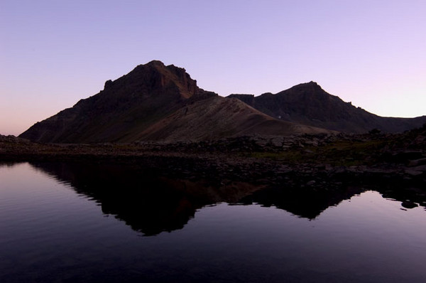 Ukhtasar. Armenia