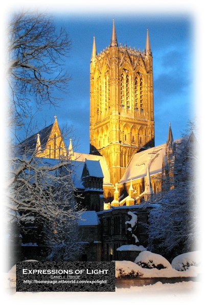 ExpoLight-Card-Lincoln-Cathedral-Central-Tower-Floodlit-Winter-2010-0009C (SP-Photography)