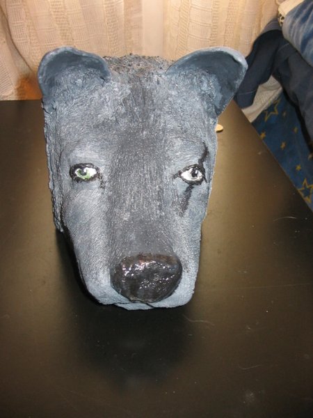Wolf Sculpture: Front