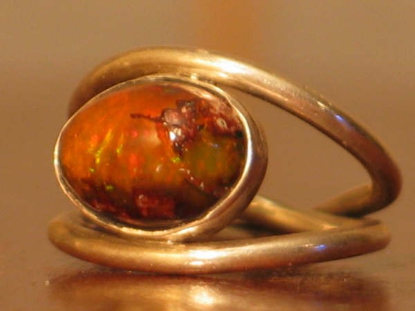 mexican opal & sterling silver ring size 9