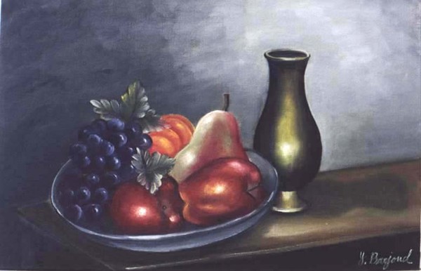 Fruits with small vase