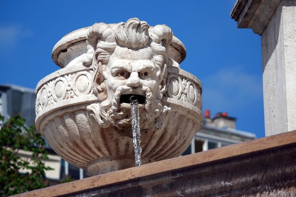 Fountain of the Four Bishops (detail)