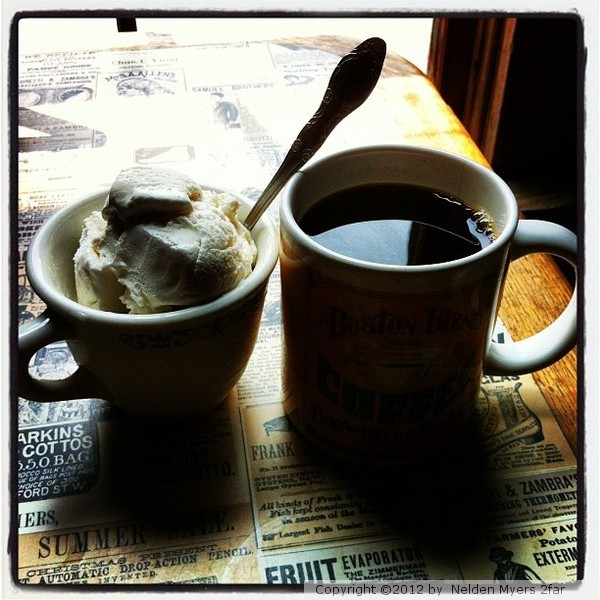 Coffee and Cream @ Cushcoffee.com