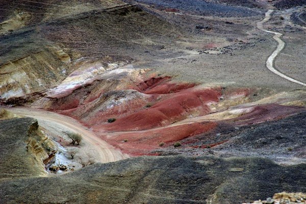 Ramon canyon -the negev desert