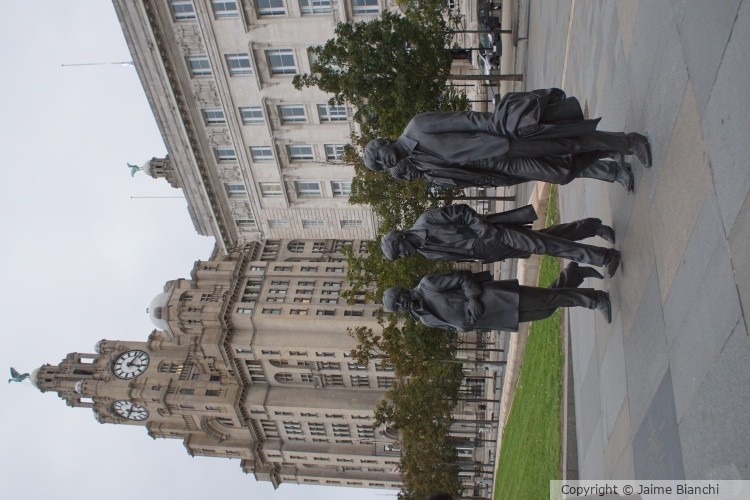 Liverpool (Beattles Statues)