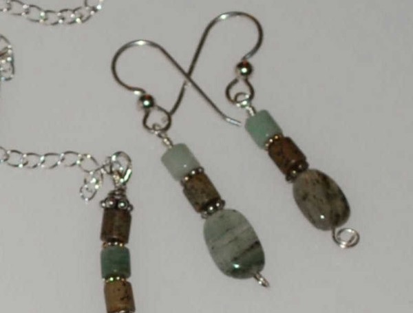 FOREST GLEN earrings by Cats Eye Gems