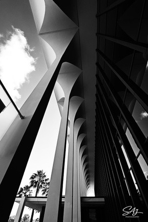 Taj Mahal Medical Building 