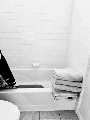Towels, Tub and Toilet