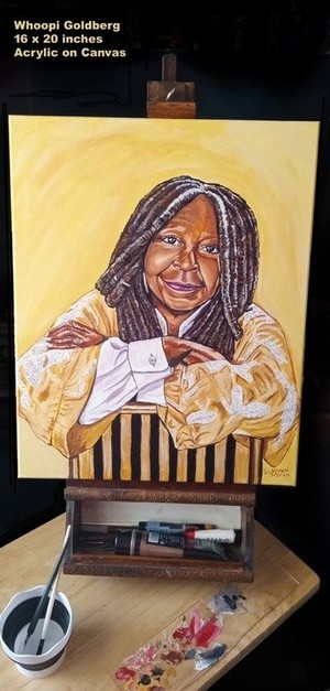 Whoopi in Gold