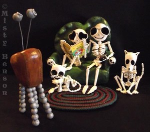 Family Night - Skeleton Sculpture Art