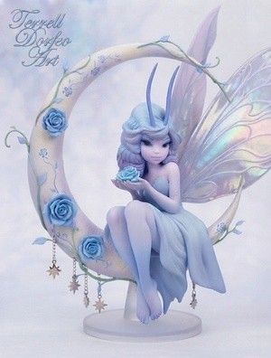 Luna Blue