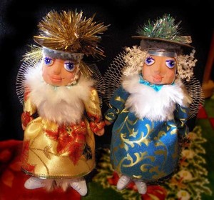 Finger-puppets Angelia and Angeliala
