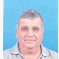 Dr Moshe Porat
