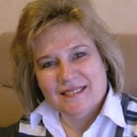 Claudia Huefner