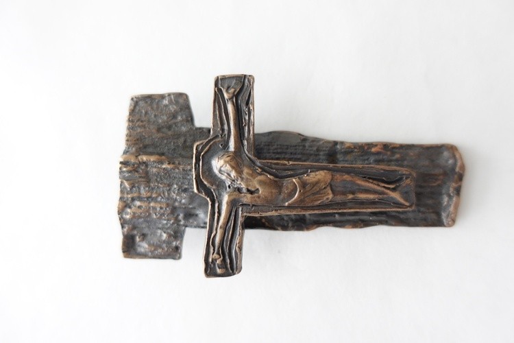 Power of Tau Cross Jesus .weapon to fights  with Globalism evil  .Tau Cross for  men knight who figh
