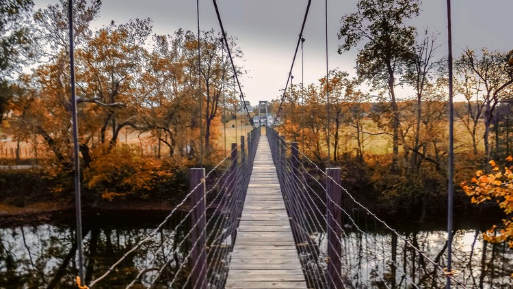 walk bridge shenadoah river 
