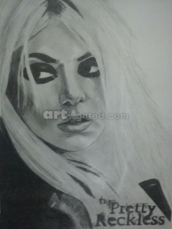 Taylor Momsen