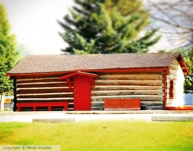 log cabin 