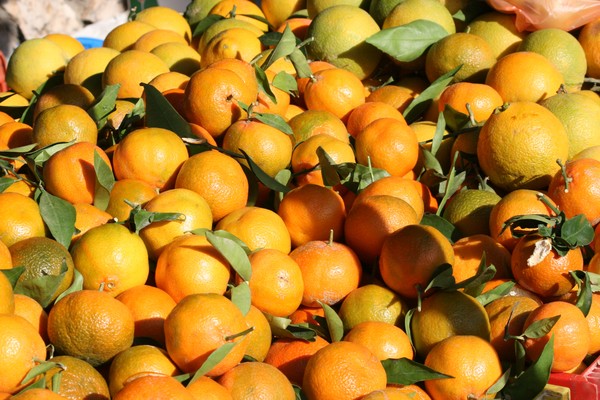 A MAN IS NOT AN ORANGE