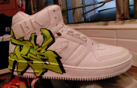 Shoe..