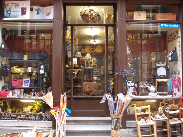 italian general store 
