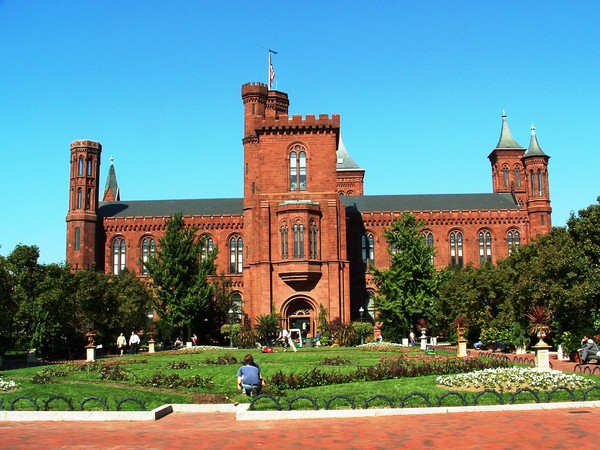 Smithsonian Castle