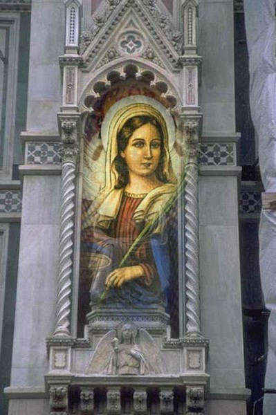 ST. LUCIA IN STONE NICHO