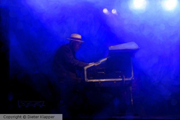 Herzberg Allstars 2012-Adrian Askew 01