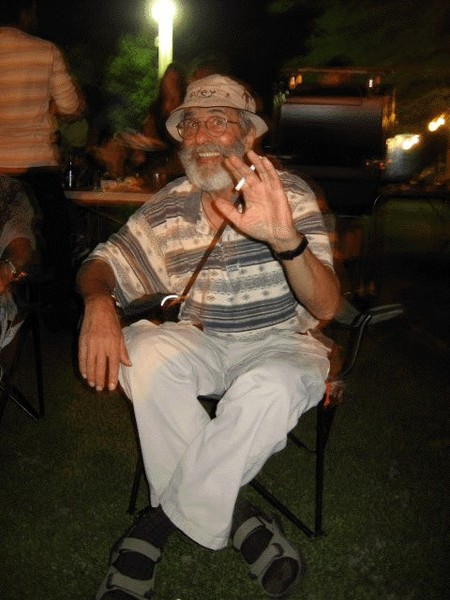 gdex, resting after a painting demo. - August 2010