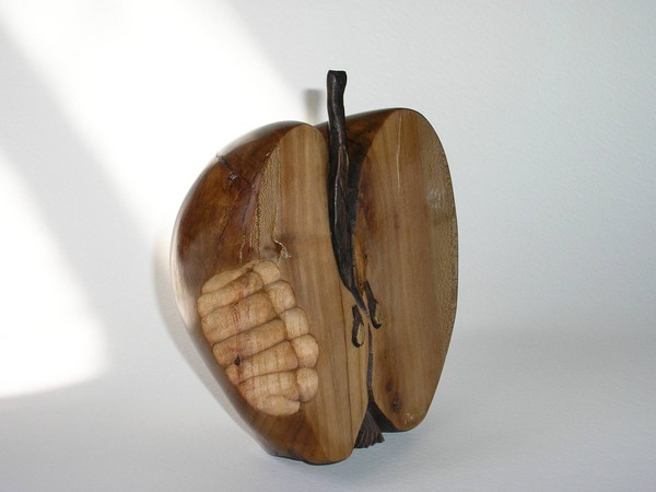 apple of discord