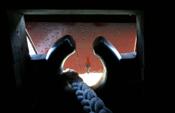 war ship, gunhole
