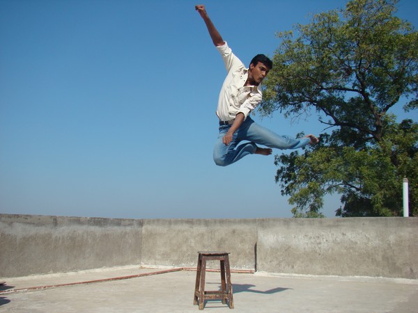 Its in the air and click!