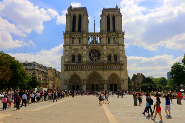 Paris-Notre Dame Cathedral-1683