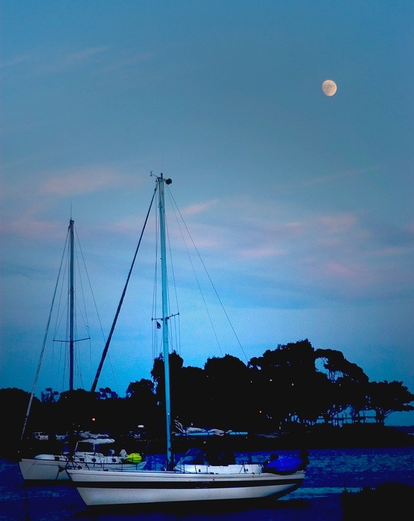 Mooring for the Night