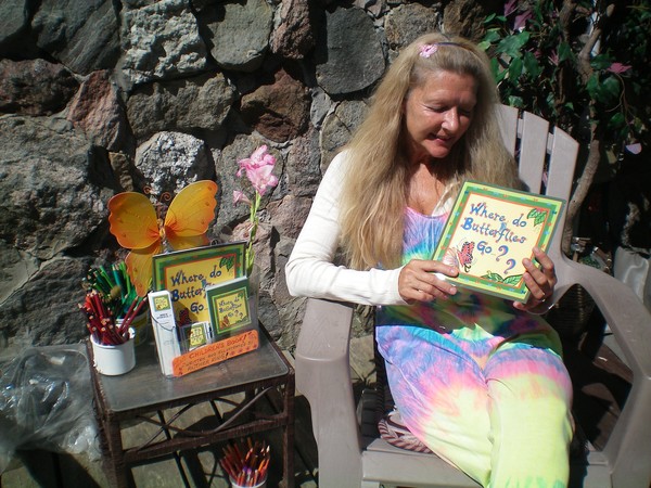 My little book and I !!