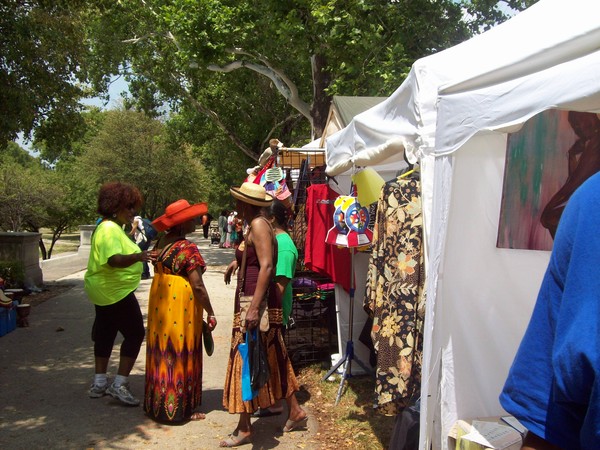 Vendors row at DuSable 38th Art Festival 