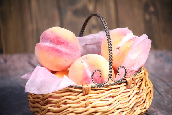 Peach Basket