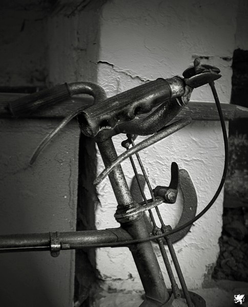 THE OLD HANDLEBARS