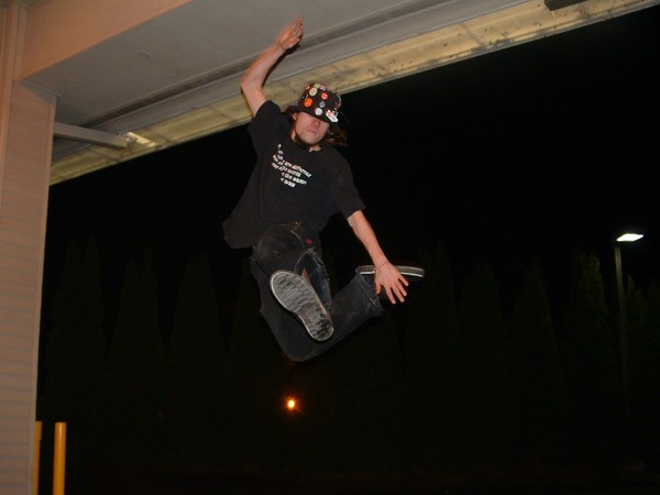 CRAZY LEGS!