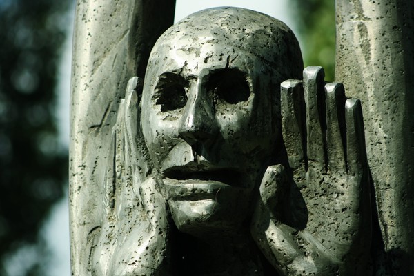 Of Hollow Gazes And Empty Gestures