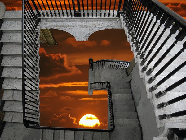 THE STEPS OF ICARUS