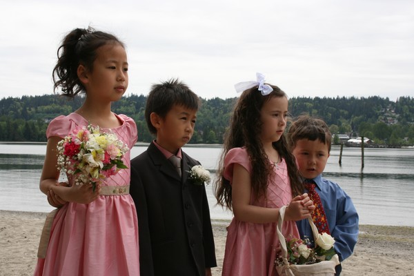 4 little childrens