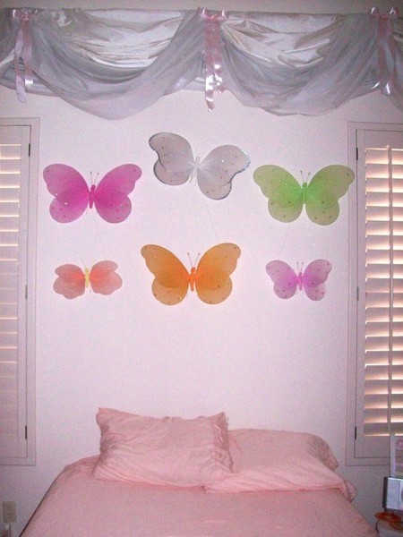 Garden Room Headboard Area Before
